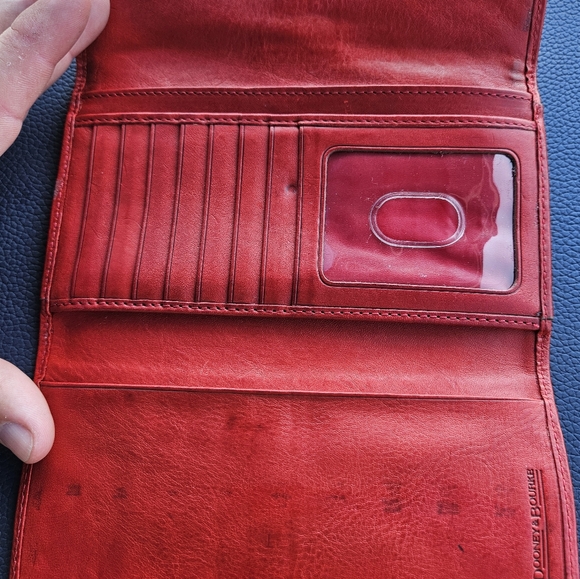 Dooney and bourke Florentine wallet - Picture 3 of 4